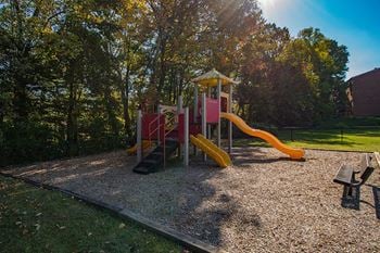 Glen willow playground 1